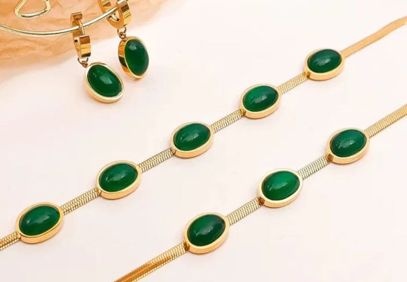 Oval Green Crystal Pendant Necklace Set With Bracelet